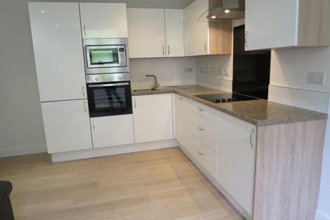 3 bedroom flat to rent, 1 Edward Road