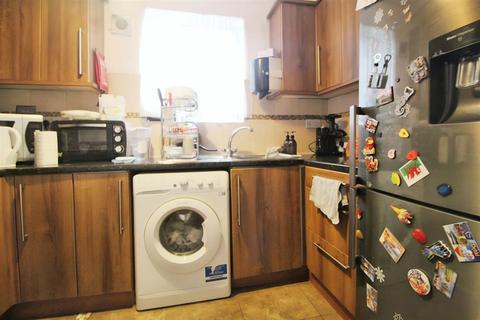 1 bedroom maisonette for sale, Chalvey Grove, Slough