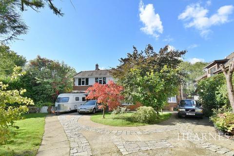 3 bedroom detached house for sale, Ringwood Road, Bournemouth, BH11