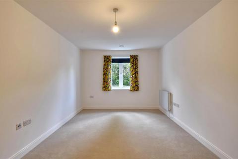 2 bedroom retirement property for sale, Oak Tree Court, Smallhythe Road, Tenterden