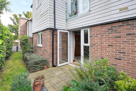 2 bedroom retirement property for sale, Oak Tree Court, Smallhythe Road, Tenterden