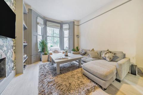 1 bedroom flat for sale, Chesterton Road, North Kensington, London, W10