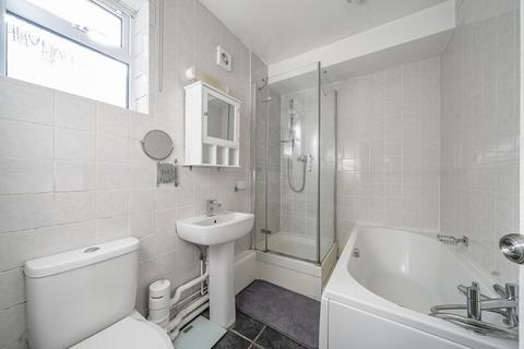 48 Eden Road, Beckenham, BR3 4AT