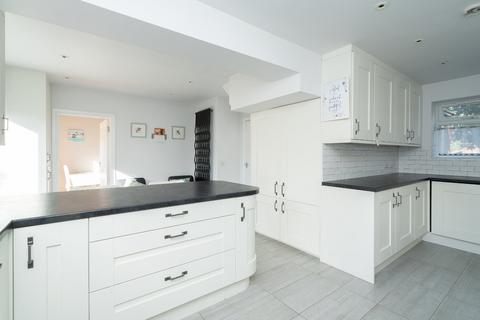 9 Bovingdon Crescent, Watford, WD25 9RA