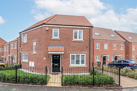 3 bedroom end of terrace house for sale, Kettering NN15