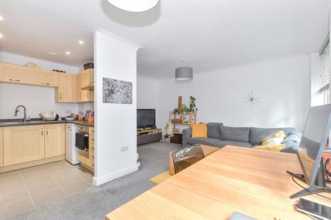 2 bedroom flat for sale, Tannery Way North, Canterbury, Kent