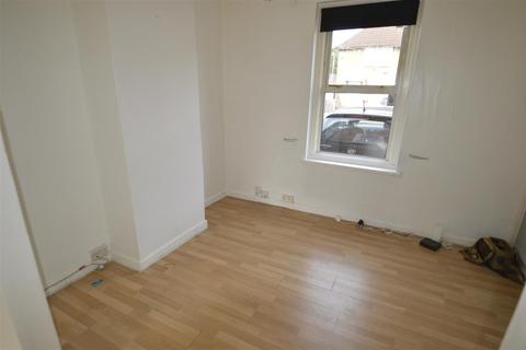 2 bedroom terraced house for sale, Sheppey Road, Dagenham