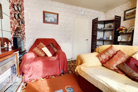 22 Batworth Drive, Sheffield, S5 8XX