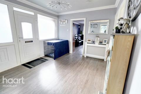 36 Elm Grove, Hullbridge, Hockley, SS5 6ER