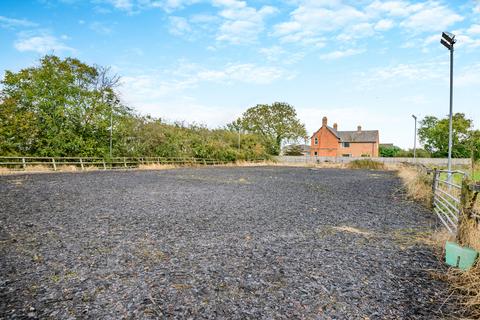 4 bedroom detached house for sale, Claydon GL20