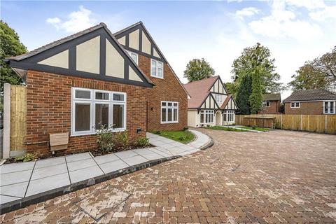 3 bedroom detached house for sale, High Street, Crowthorne, Berkshire