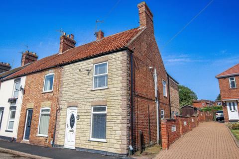 3 bedroom terraced house to rent, Yaxley, Cambridgeshire PE7