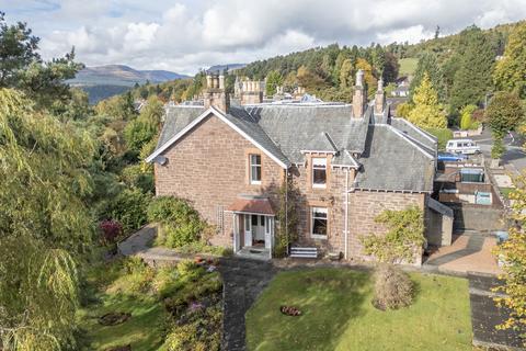 5 bedroom semi-detached house for sale, Knock Road, Crieff PH7