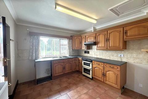 3 bedroom semi-detached house for sale, Moorwell Road, Scunthorpe DN17