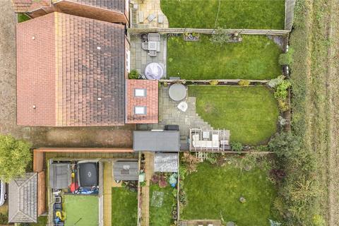 11 Emmington View, Chinnor, OX39 4FA