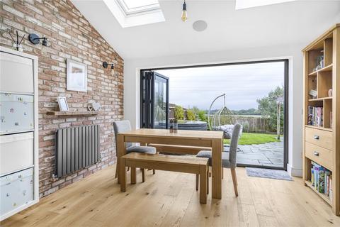 11 Emmington View, Chinnor, OX39 4FA