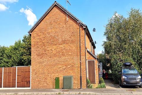 1 bedroom terraced house for sale, Braemar Gardens, Slough, Berkshire