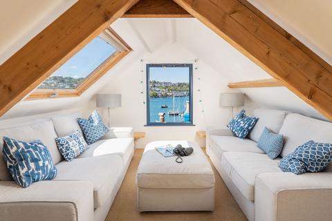 4 bedroom cottage for sale, The Lakes, Higher Street, Kingswear