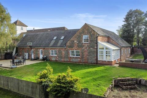 5 bedroom detached house for sale, Samford Court, Tattingstone, Ipswich