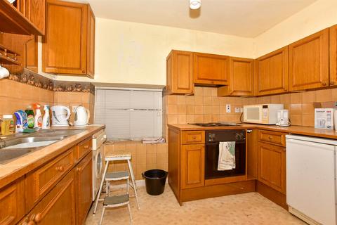 2 bedroom maisonette for sale, Queens Court, Ramsgate, Kent