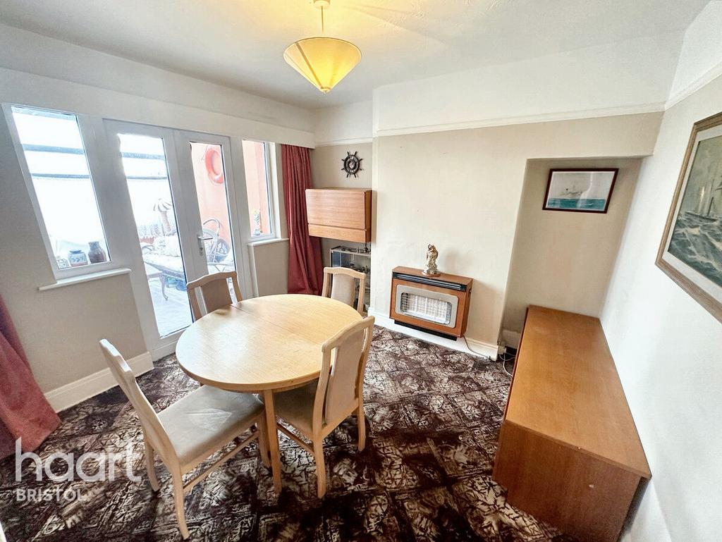 Dursley Road, Bristol 3 bed terraced house for sale £310,000