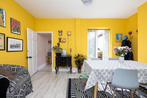 22 Downend Road, Fishponds, Bristol, BS16 5AP