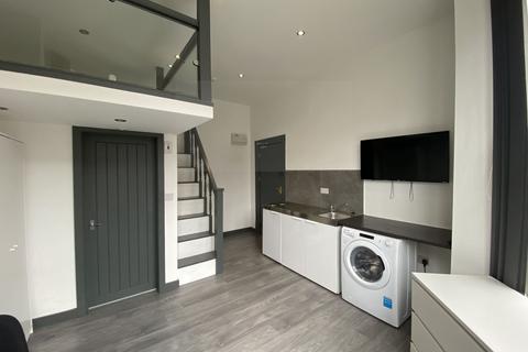 Studio to rent, Queens Road, Leicester LE2