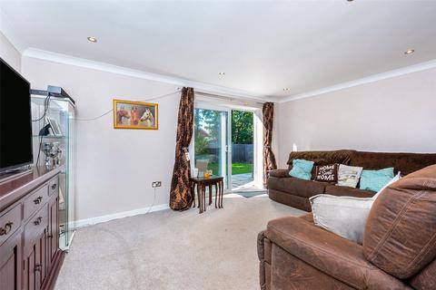 4 bedroom detached house for sale, Adams Drive, Hampshire GU51