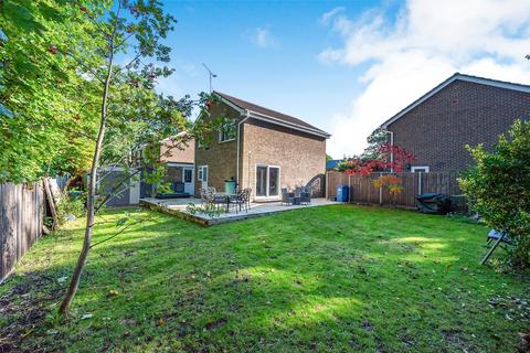 4 bedroom detached house for sale, Adams Drive, Hampshire GU51