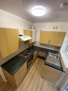 2 bedroom flat to rent, Oakleigh Close, Whetstone, London, London, N20