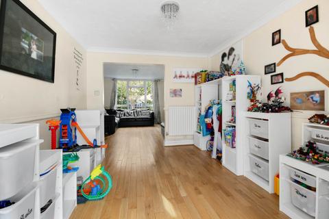 4 bedroom semi-detached house for sale, Hawthorn Close, Bracknell RG42