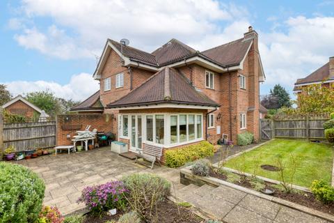 2 bedroom semi-detached house for sale, Whitehill Close, Hitchin