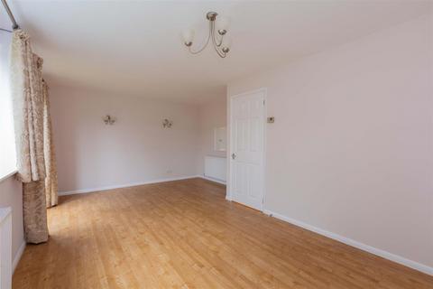 10 Balmoral Close, Slough, SL1 6JP
