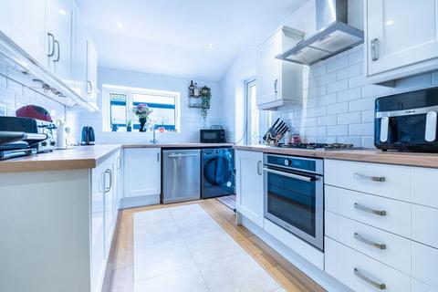 78 Bartlett Street, Caerphilly, CF83 1JU