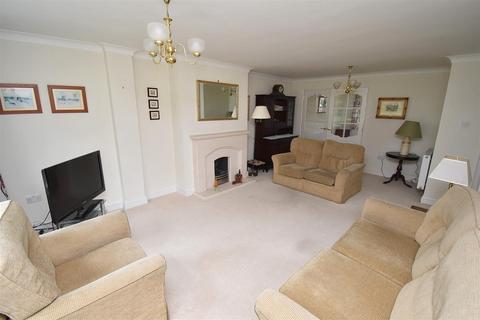 4 bedroom detached house for sale, Parkdale, Danbury