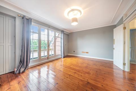 2 bedroom flat to rent, Susan Wood Chislehurst BR7