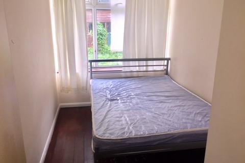 1 bedroom in a house share to rent, St Marys Road, Edmonton