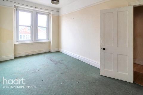 2 bedroom flat for sale, Elmhyrst Road, Weston-Super-Mare