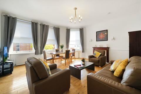 2 bedroom flat to rent, Marloes Road, W8