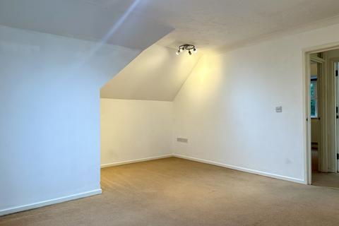 2 bedroom flat to rent, Parkstone, Poole