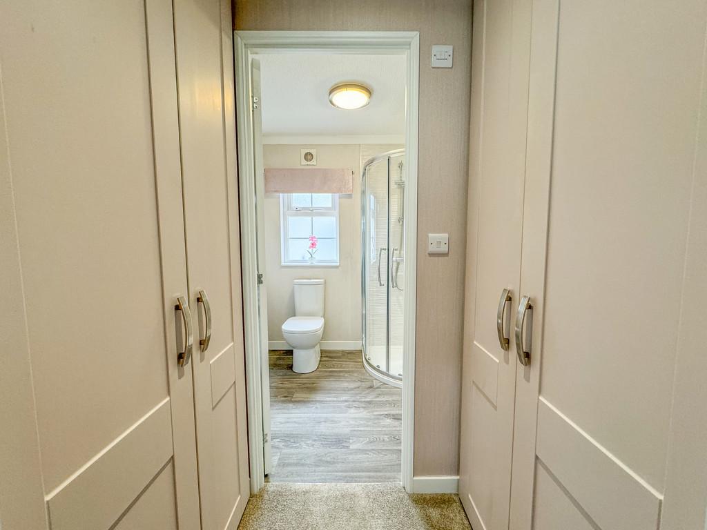 Dressing area