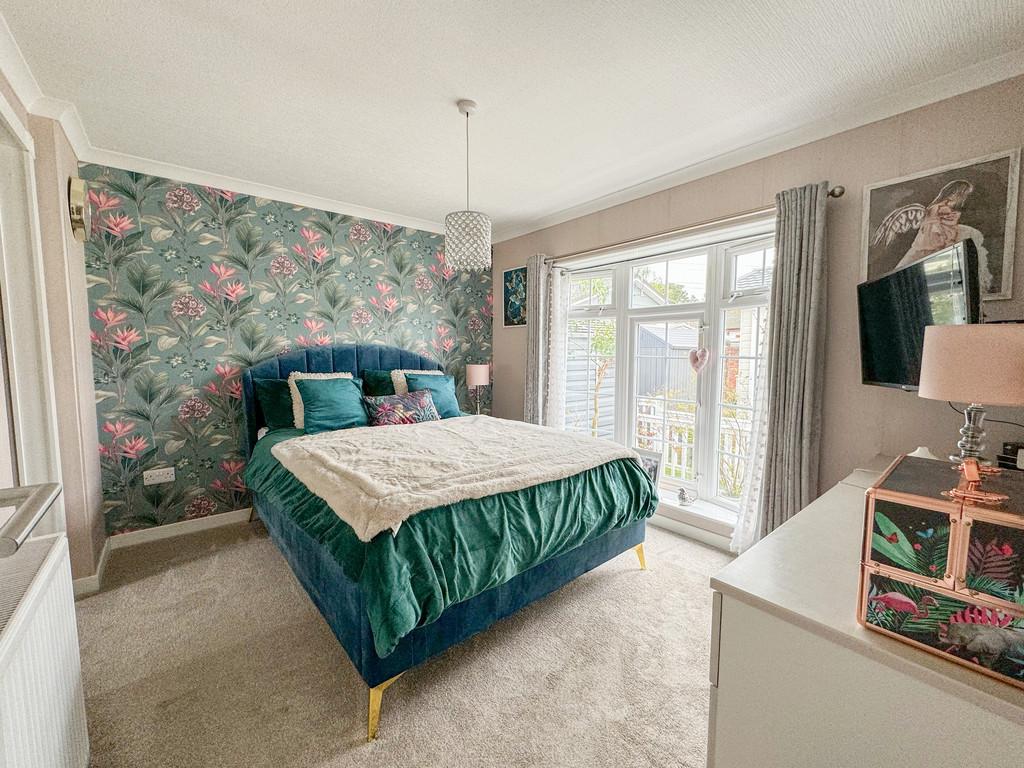 Bed 1