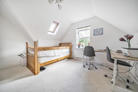 2 bedroom flat for sale, Camberley,  Surrey,  GU15