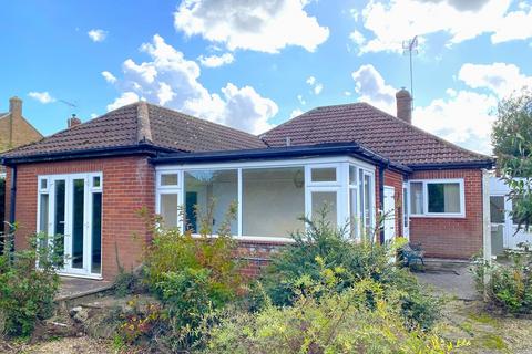 2 bedroom detached bungalow for sale, Ffolkes Drive, King's Lynn