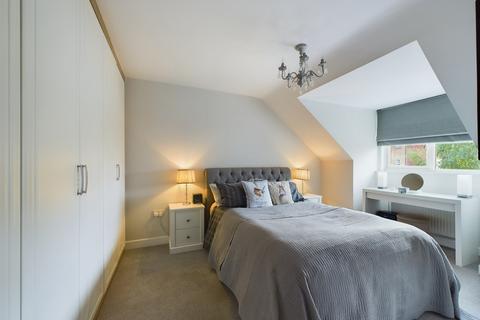 35 Bridgewater Way, Ravenfield, Rotherham, S65 4GH