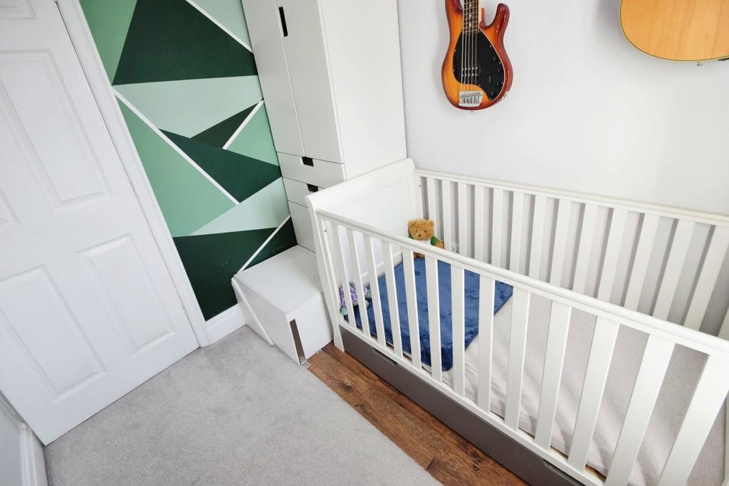 Ebac476f-Bedroom 205