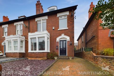 4 bedroom semi-detached house for sale, Osborne Road , Town Moor