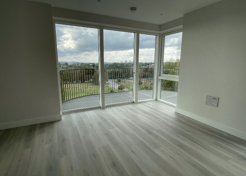 Bufton House,14 Astell Road 2 bed apartment to rent £2,300 pcm (£531 pw)