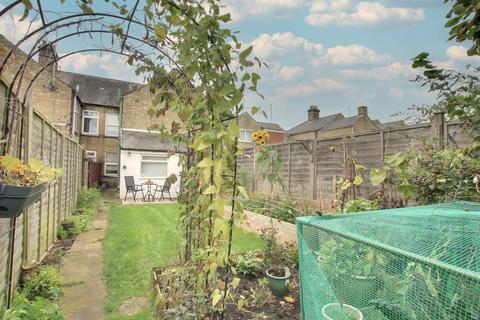 15 York Road, Chatteris, PE16 6EB