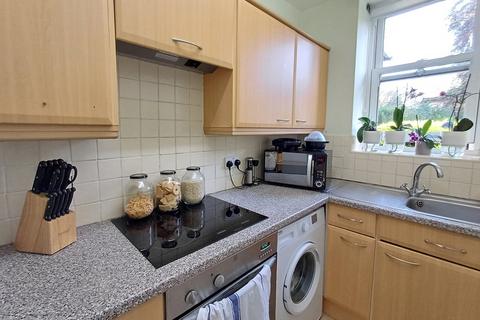 1 bedroom apartment to rent, Lansdowne Road, Bournemouth